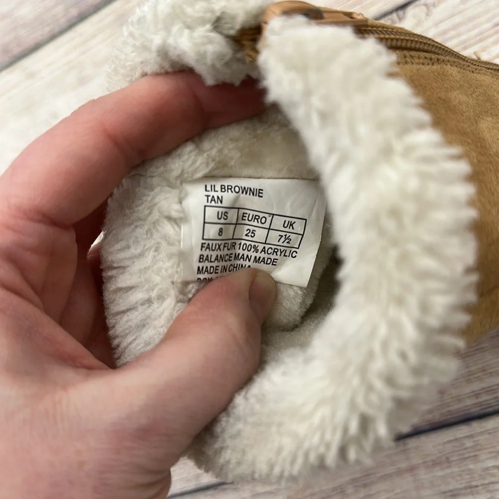 Michael Kors Lil Brownie Tan and Faux Fur Boots Girls Size 8
